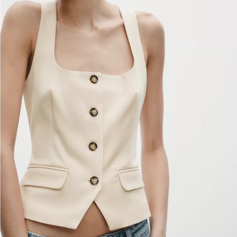 Zara Cream Fitted Sleeveless Tank Top